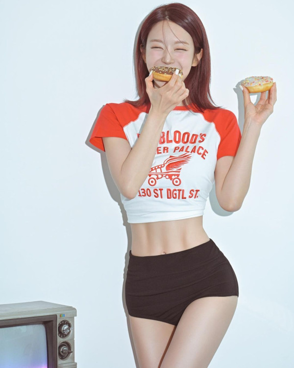 [연예] 초아 바디프로필